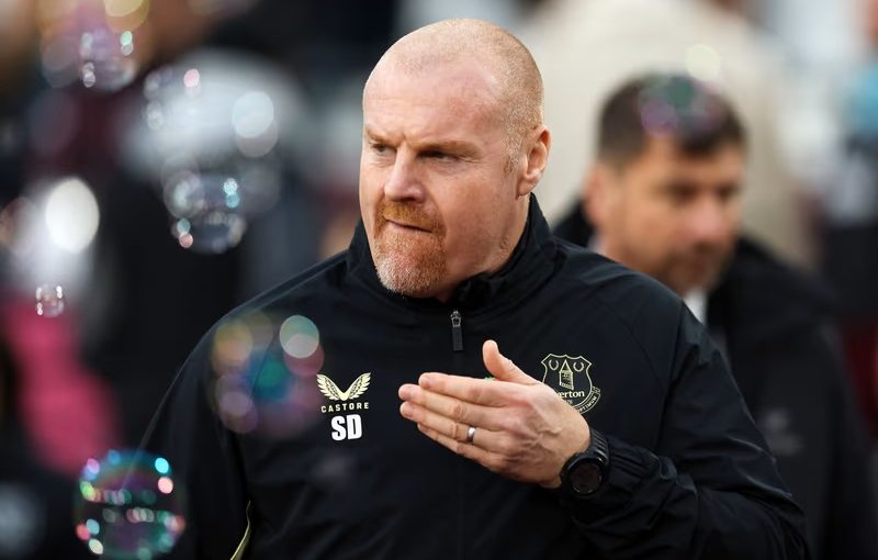 Everton agerar – sparkar tränaren