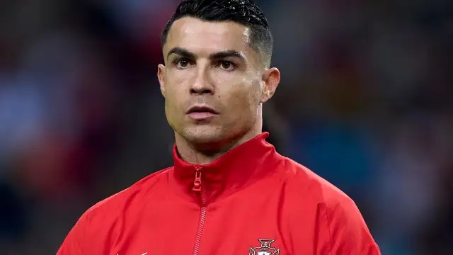Ronaldo skriver på nytt megakontrakt
