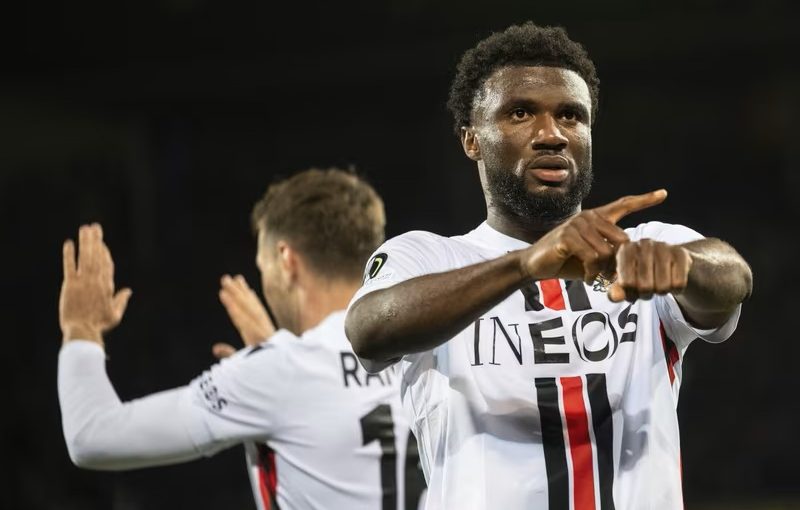 Teremi Moffi och Jérémie Boga misshandlade av egna supportrarna