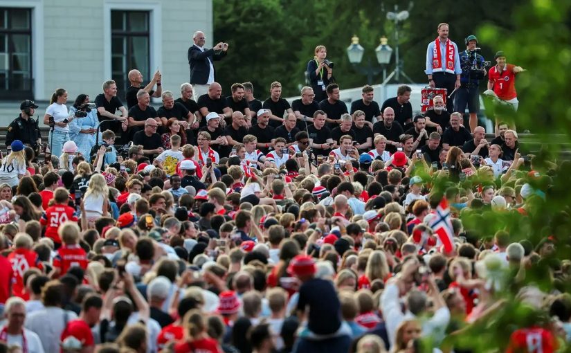 Lämnade slottet innan hyllningen